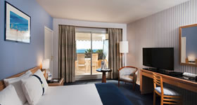 Holiday Inn